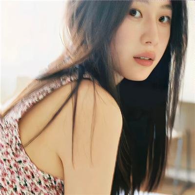 百媚千娇